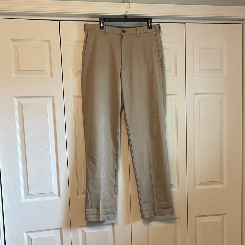 Haggar Men's Khaki Chinos